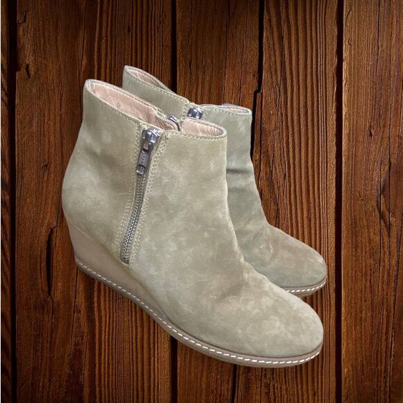 J. Crew Genuine Suede Cream Beige Double Zipper Wedge Boots Size 9 - Picture 1 of 9